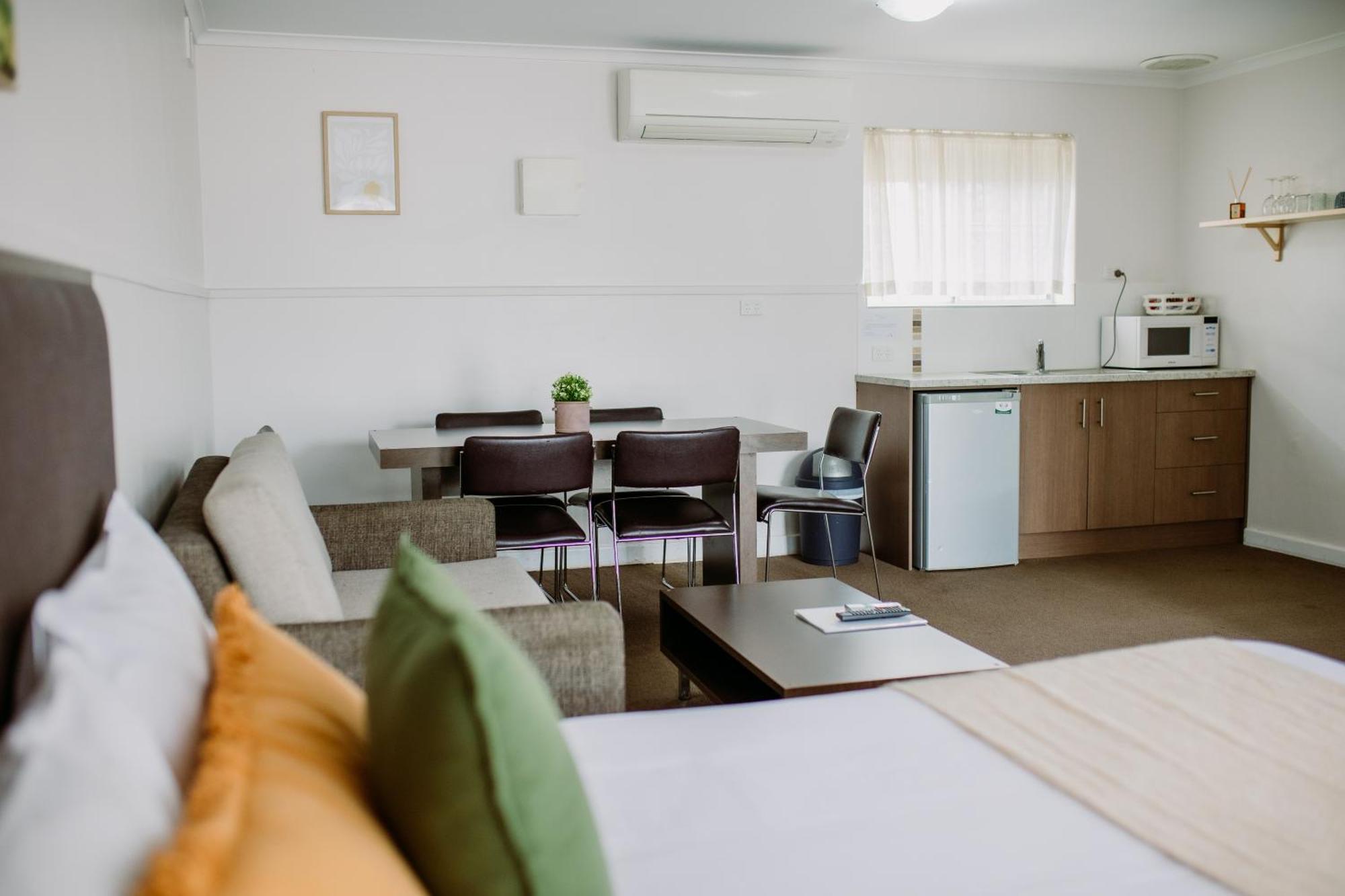 Panco Victor Harbor Motel Bagian luar foto
